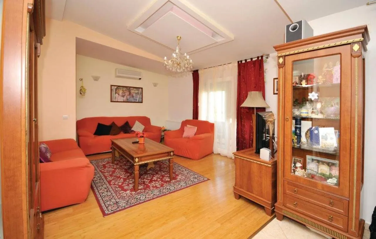Kaštel Novi Apartment Sara  Kaštel Novi